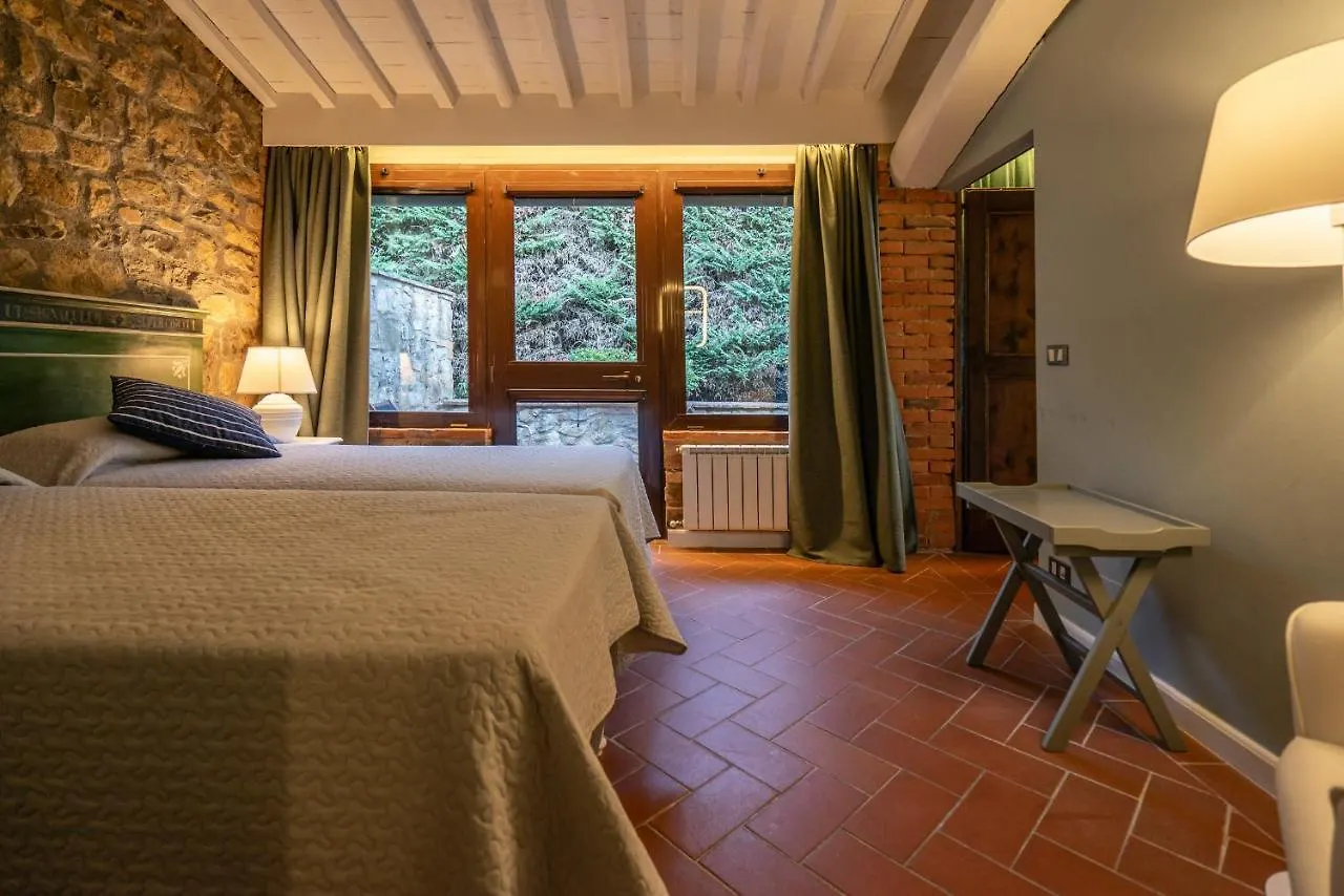 Villa Assolata Bucine 0*,  Italy
