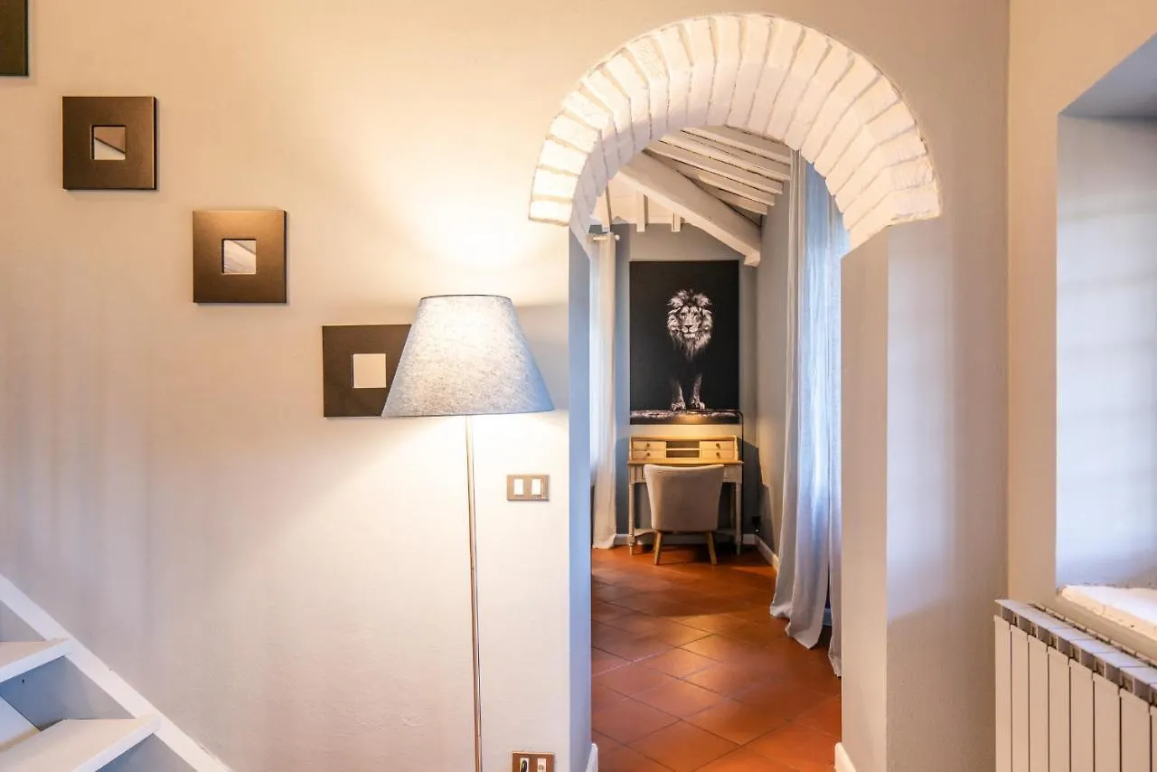 Villa Assolata Bucine 0*,