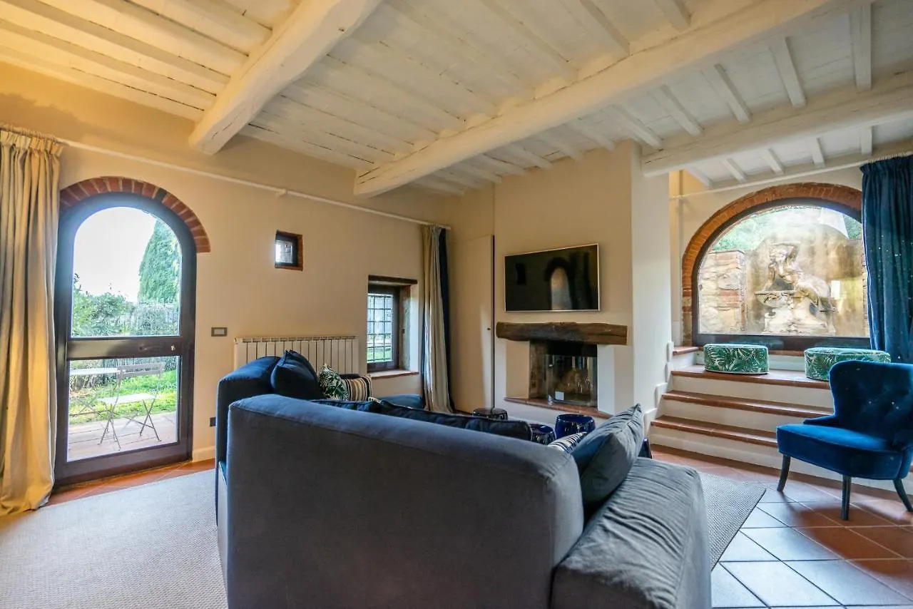 Aparthotel Villa Assolata Bucine